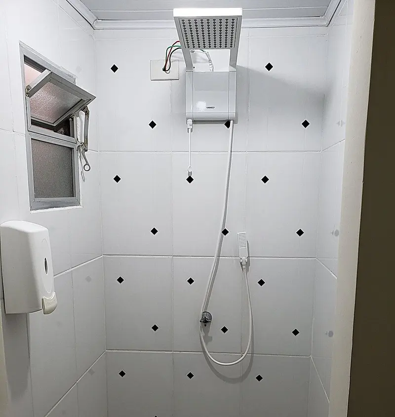 Duchas eletrônicas da Thai Massagens em Curitiba